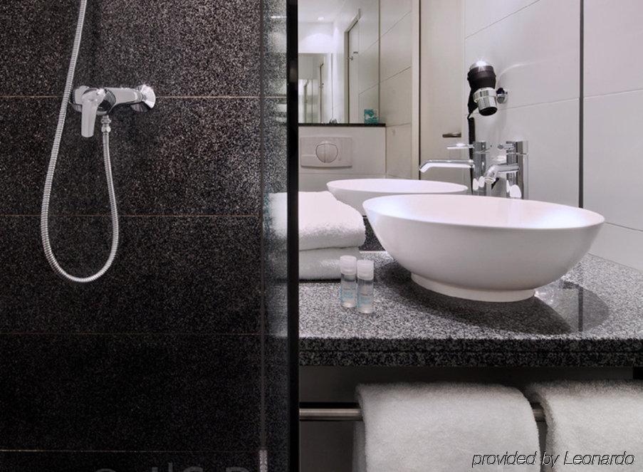 Motel One Hamburg Am Michel Szoba fotó